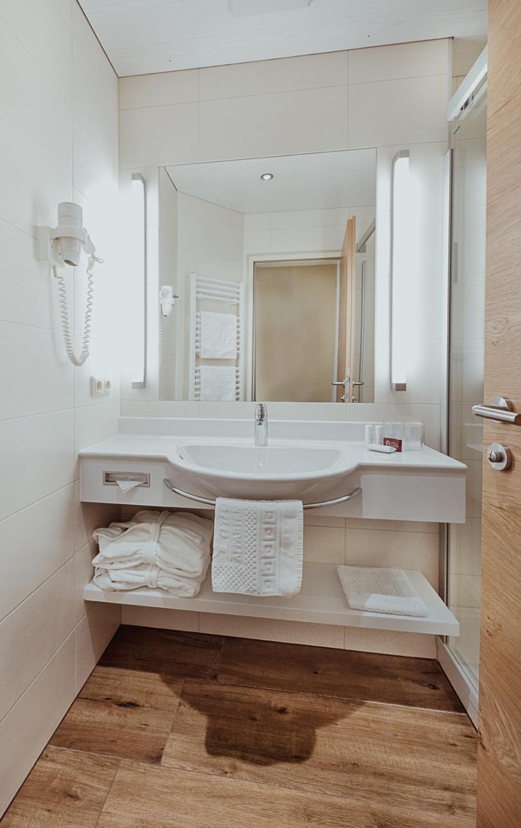 Appartement Hotel Panorama-Im Bademantel Direkt In Die Alpentherme Bad Hofgastein Εξωτερικό φωτογραφία